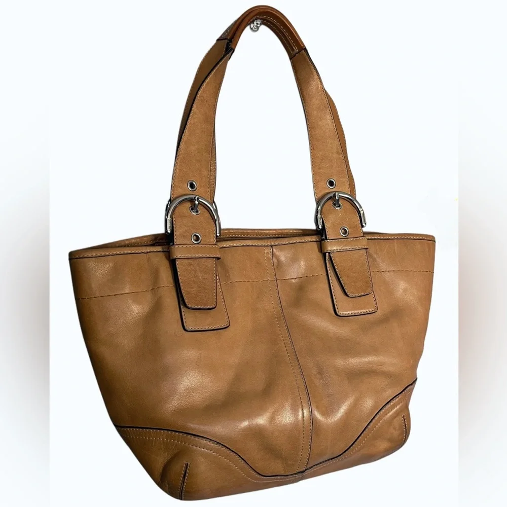 ❌SOLD❌Vintage Coach Leather Tan/Camel Color Shoulder/ Handbag - Picture 4 of 17